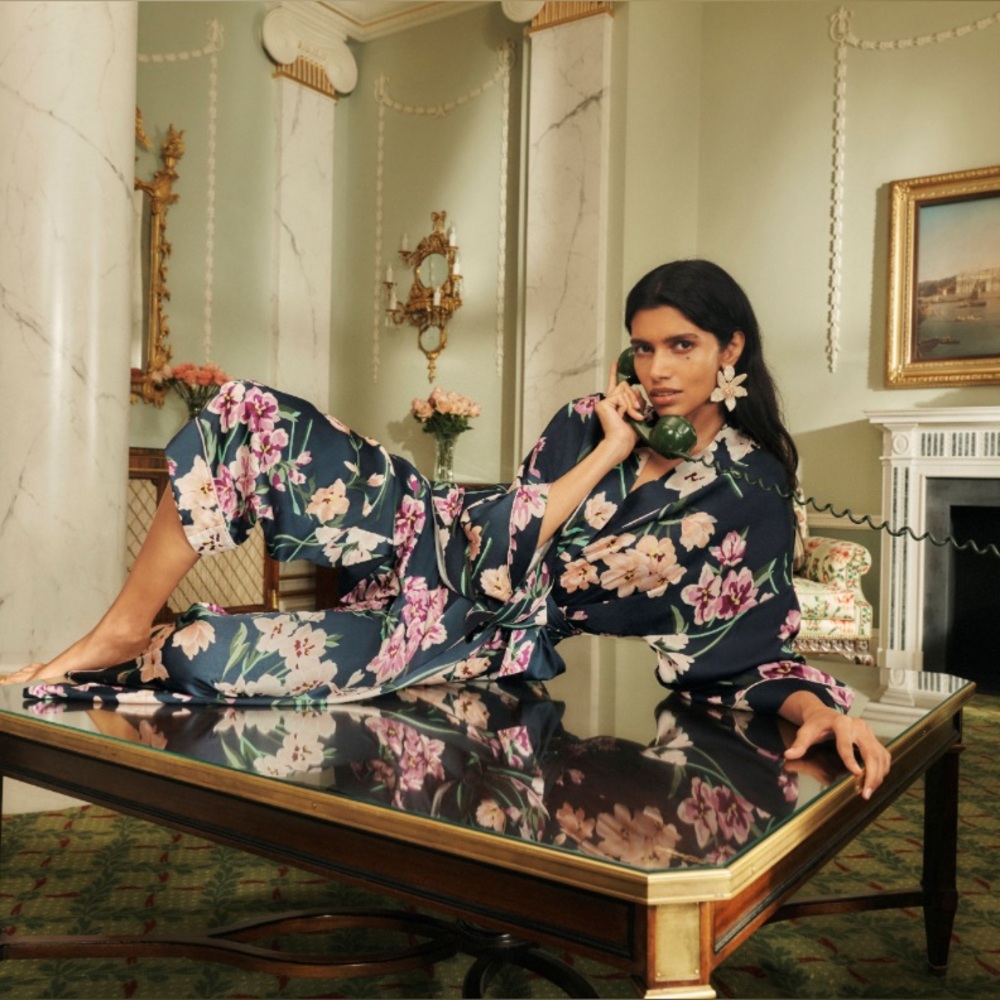 Like new Authentic Olivia Von Halle Floral Green Women's Pajamas
